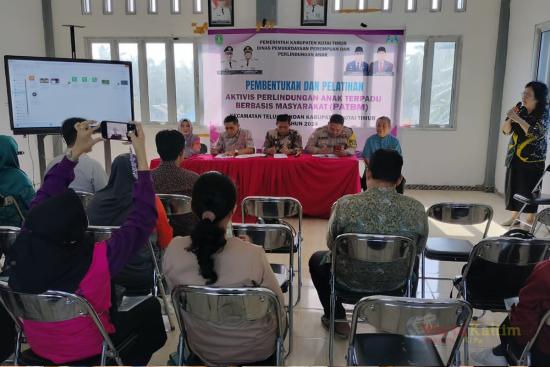 20240712 01 DP3A Kutim Gelar Pembentukan dan Pelatihan Perlindungan Anak Terpadu Berbasis Masyarakat di Teluk Pandan Hadirkan Sumadi Ketua KPAD Kaltim