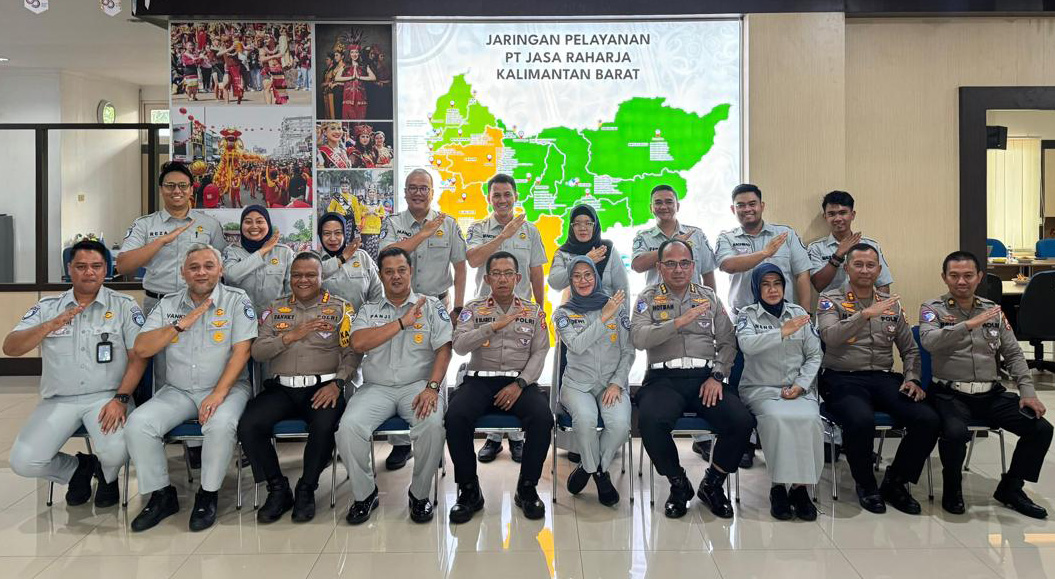 3 Jasa Raharja bersama Korlantas Polri mengadakan kegiatan