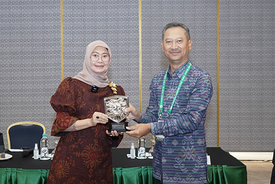 Terus Optimalkan Pelayanan Digital Kepada Korban Kecelakaan, Jasa Raharja Gelar Industrial Symposium Bersama PERSI Dengan Penganugerahan ”JRCare Award 2024” Bagi Rumah Sakit dengan Pelayanan Terbaik