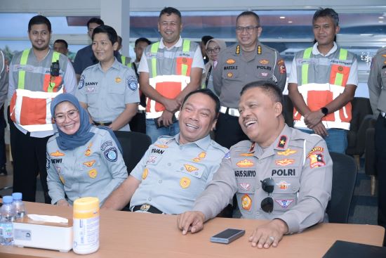 1 Korlantas POLRI dan PT Jasa Raharja Survey Jalur Tol Trans Jawa 550
