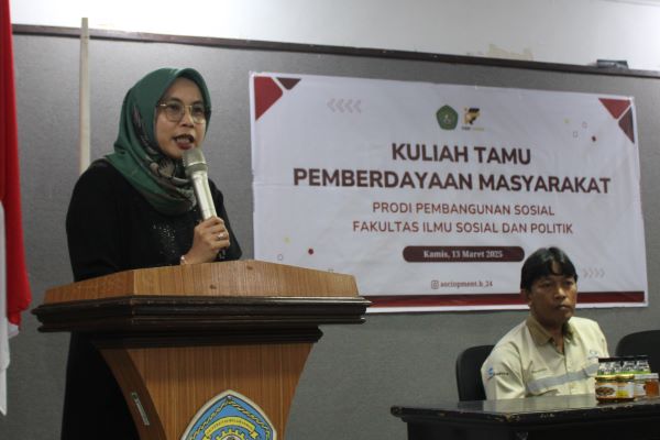 Prodi Pembangunan Sosial Fisip Unmul Hadirkan Supervisor CSR Ekonomi Kreatif PT. Kutai Energi, Paparkan Terkait Pemberdayaan Masyarakat