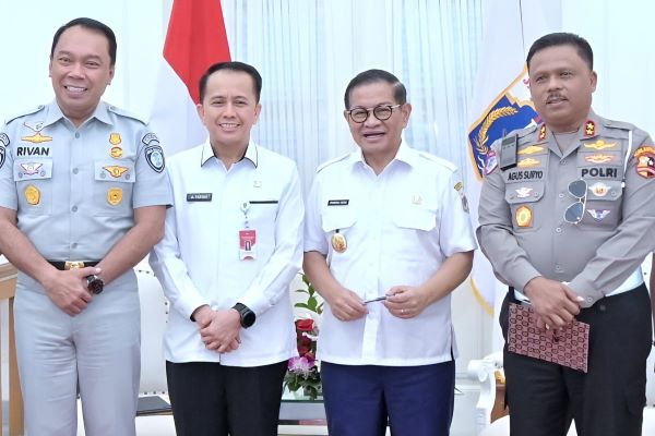 Audiensi Pembina Samsat Nasional dengan Gubernur DKI Jakarta, Bahas Sinergi untuk Penerapan Kebijakan Samsat yang Efektif dan Efisien untuk Warga Jakarta