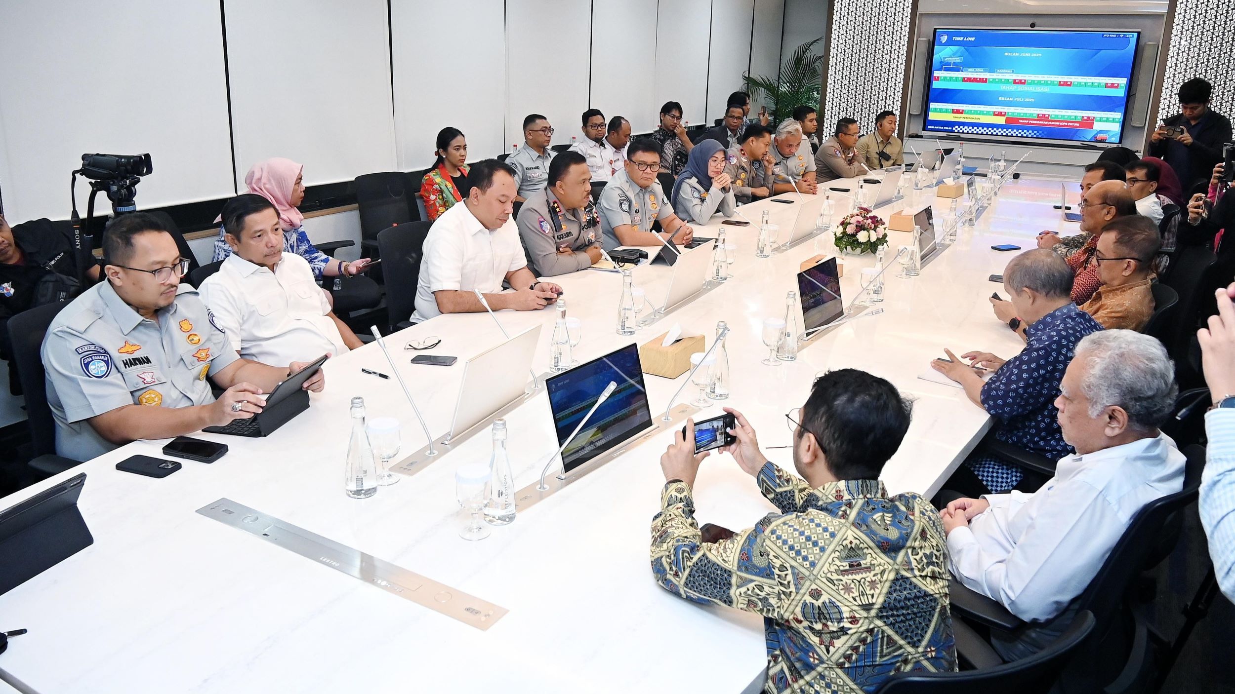 BW2500 Acara Ngobrol Keselamatan dengan Pakar Transportasi