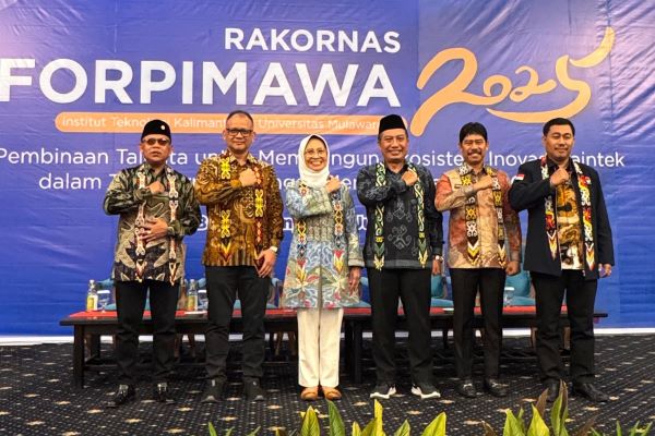 Ketua Komisi X DPR RI Hetifah Sjaifudian 600