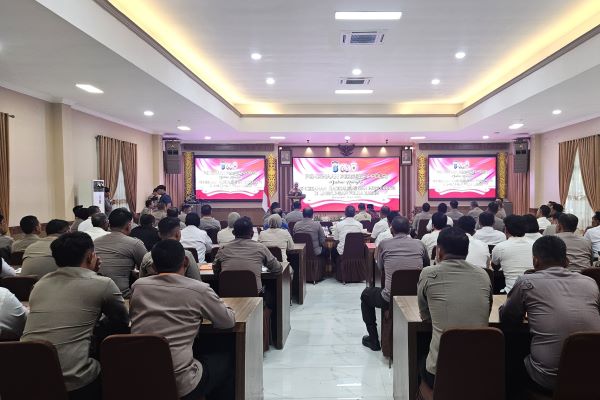  Cegah Radikalisme dan Intoleransi, Wakapolda Kaltim Pimpin Pembinaan Personel Polri