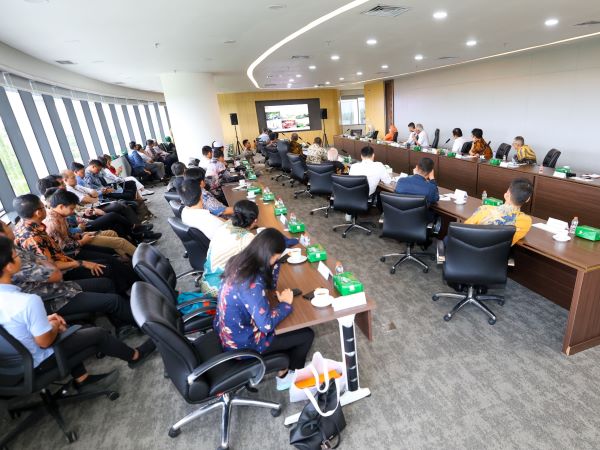 Indonesian Business Chamber 600 2