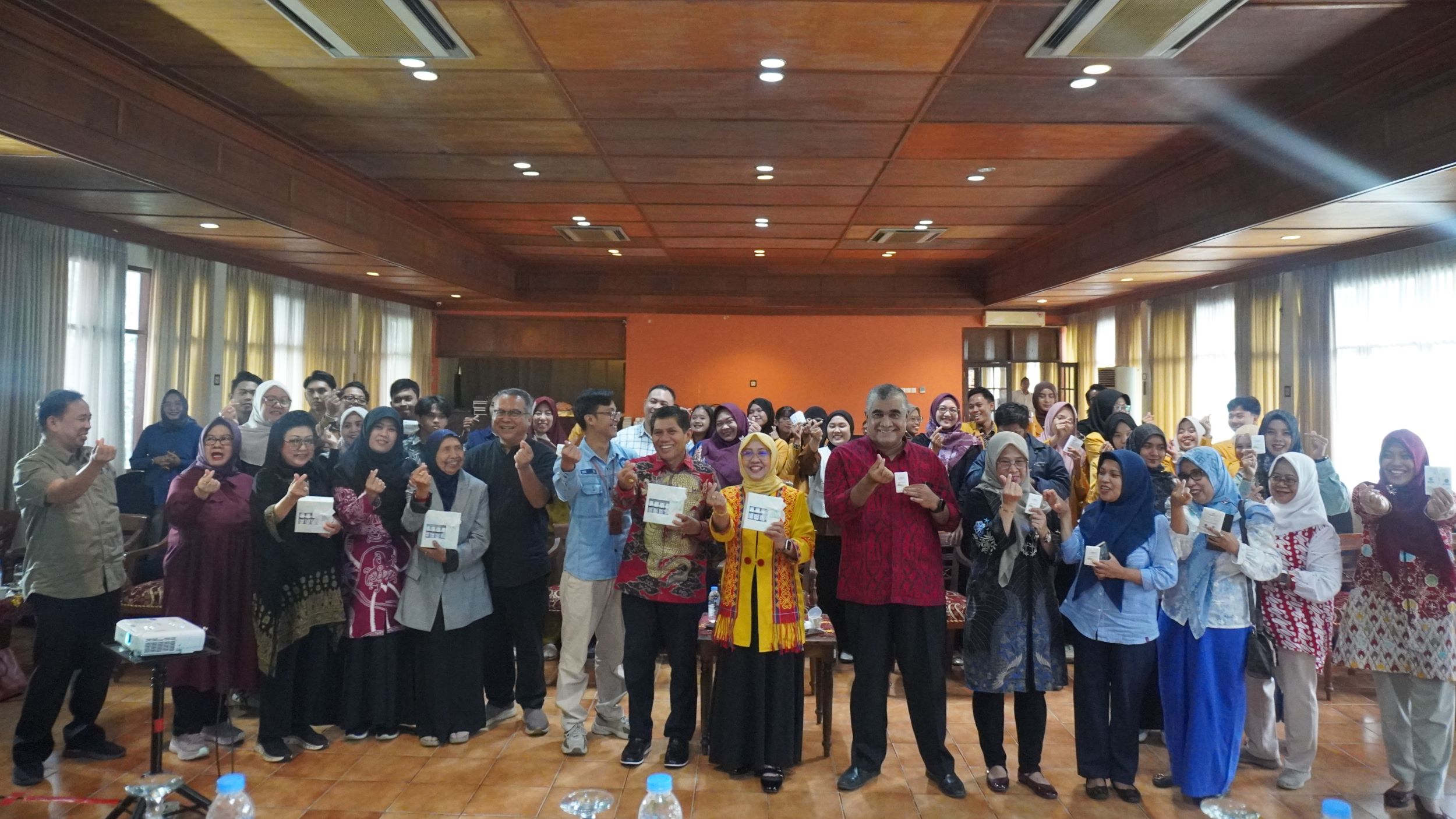 2500 Hasil Inovasi Akademisi Unmul Sensori Branding Melalui Minyak Atsiri Resmi di Launching di Hotel Mesra Internasional