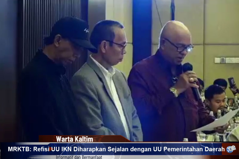 DRS.H.Zulkifly Syahab  Sekretaris Jenderal Pimpinan Majelis Rakyat Kalimantan Timur  Berdaulat (MRKB) didampingi Mohammad Djailani,SE.,MBA Ketua dan Dr. Aji Sofyan Efendi Ketua Dewan Pakar 