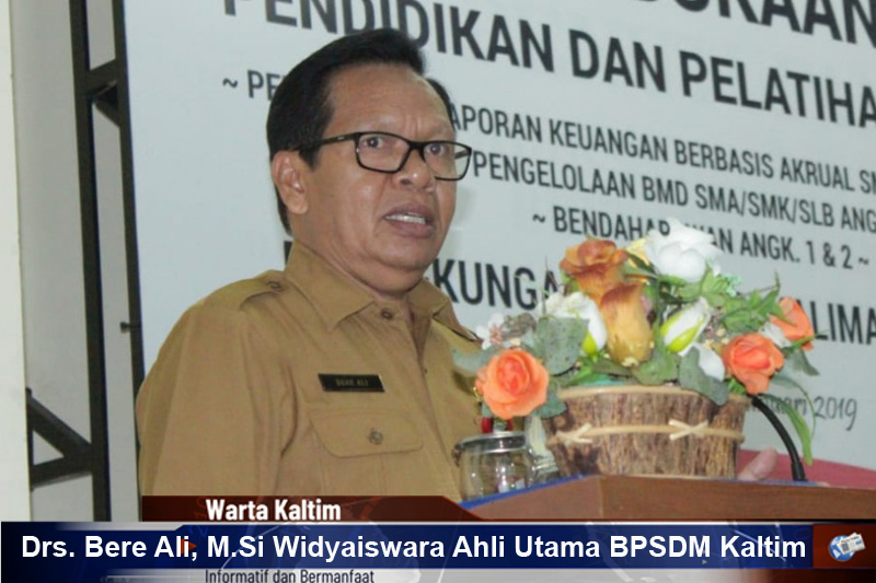Drs. Bere Ali, M.Si Widyaiswara Ahli Utama BPSDM Kaltim