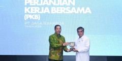 Saksikan Penandatanganan PKB Jasa Raharja dan Serikat Pekerja, Menaker Titip Tiga Agenda Strategis